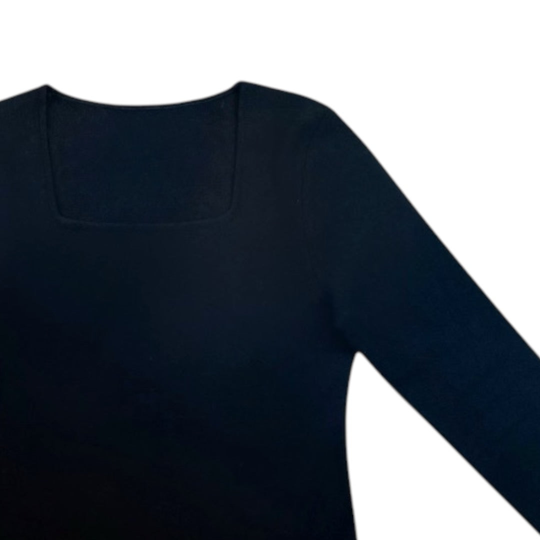 Square neck knit
